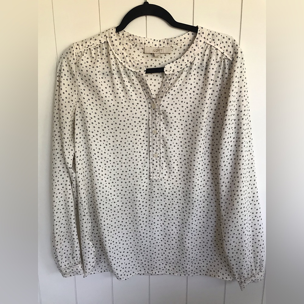Ann Taylor Loft long sleeve blouse off white black and gray polka dots S